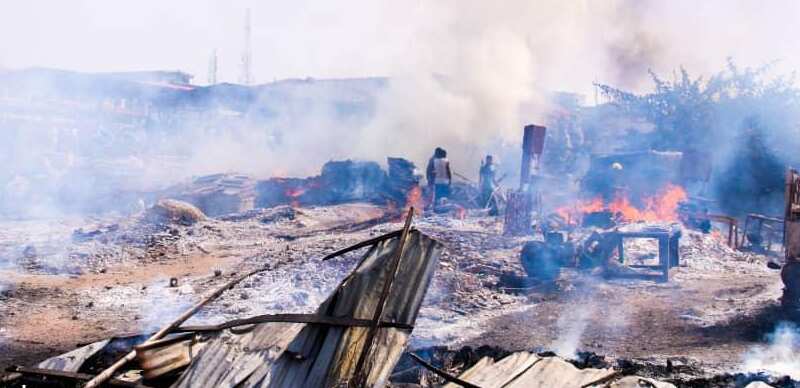 BREAKING: Major Lagos market burnt down by massive inferno (photo)