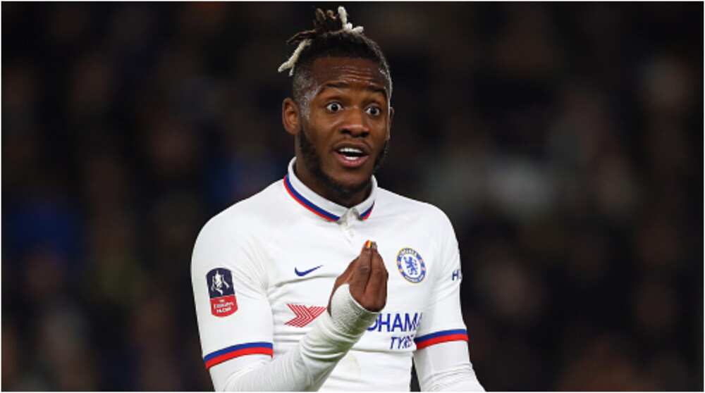 Mitchy Batshuayi: Chelsea offer striker to newly promoted Premier ...