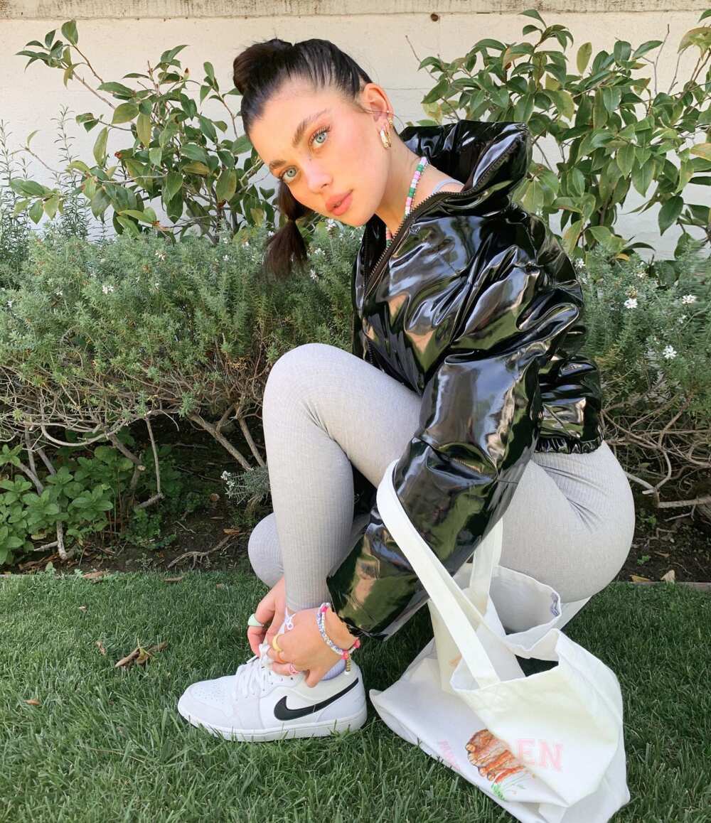 Amelie Zilber’s biography age, height, ethnicity, family, college