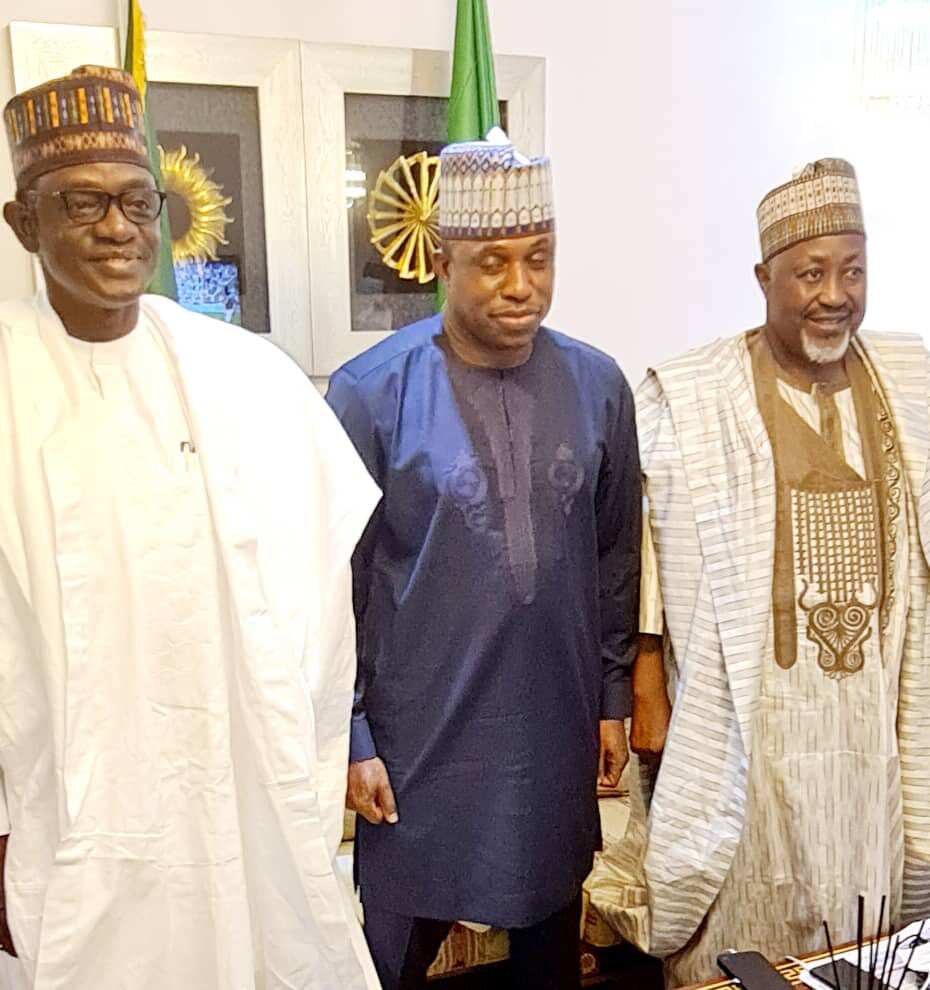 2023: Former speaker of House of Reps holds defection talks with APC