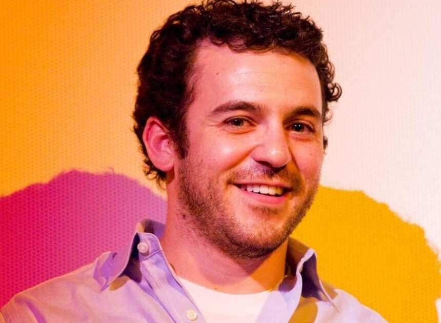 Fred Savage bio age net worth wife kids movies and TV shows