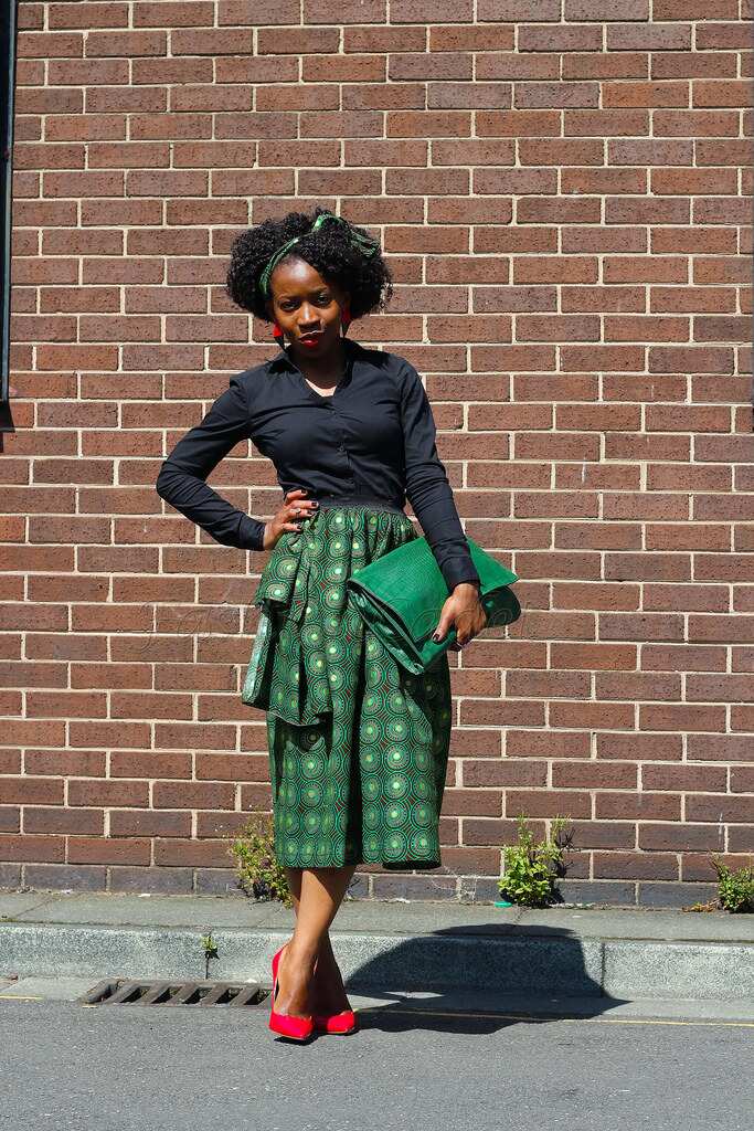 Green office outlet skirt