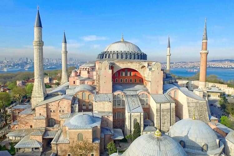 Bayan shekaru 88, za a yi sallar Taraweehi a Masallacin Hagia Sophia da ke Turkiyya