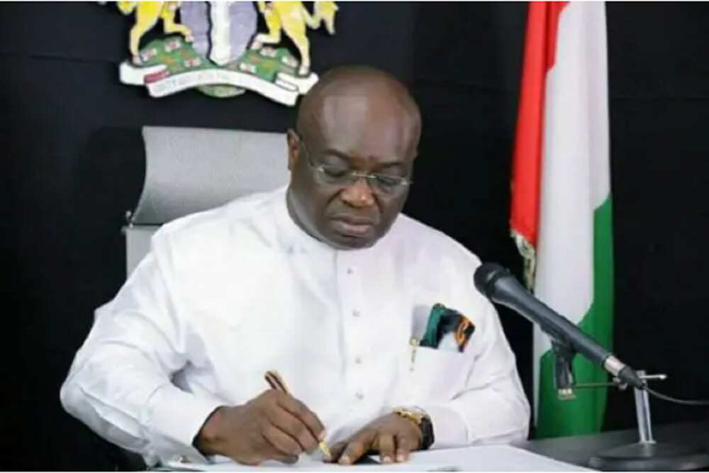 Gwamna Ikpeazu