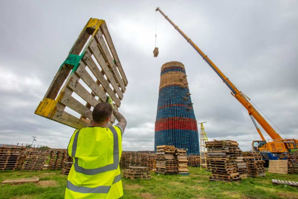 Unionist bonfire makers in Northern Ireland are looking to break records this year