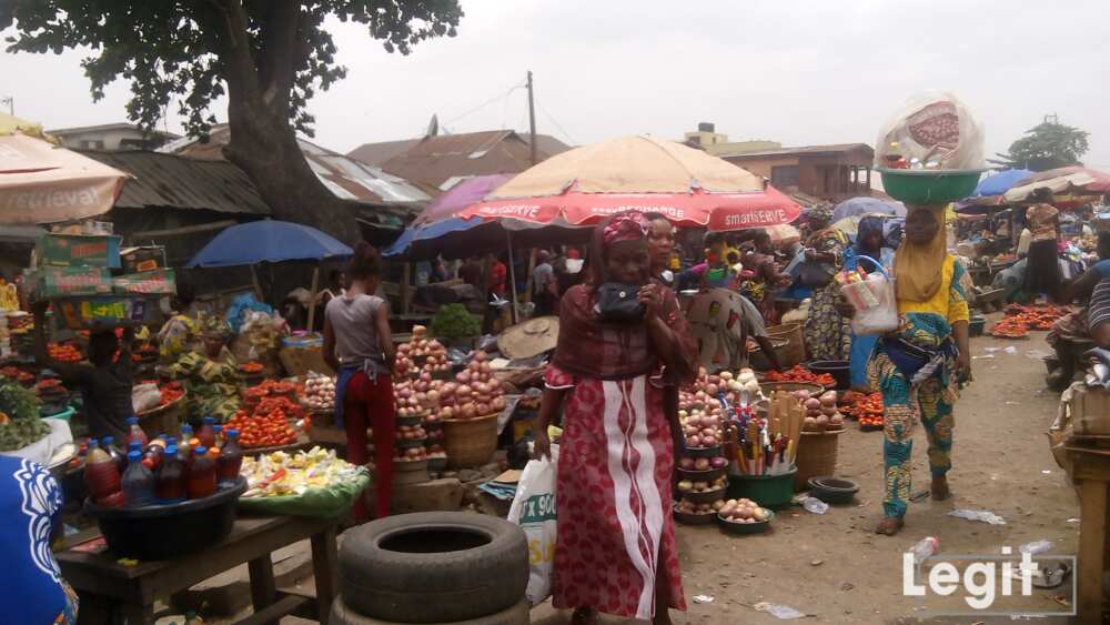 Coronavirus: Lagos assures residents of adequate food supply across emergency markets