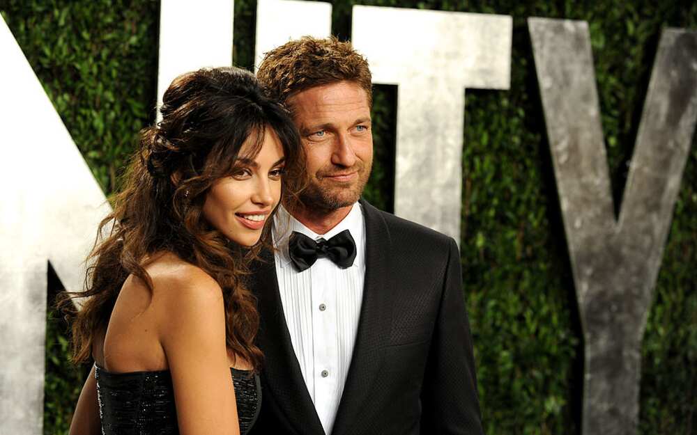 is gerard butler in a relationship