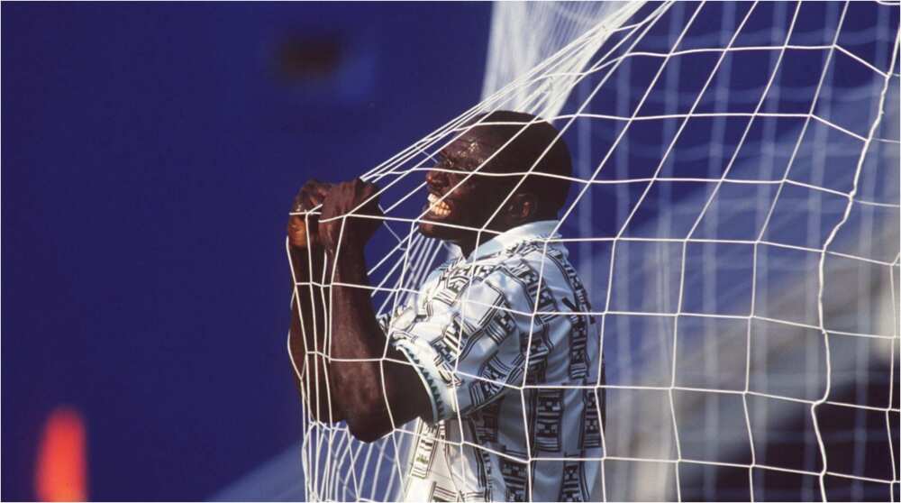 Yemisi Yekini, daughter of Rashidi Yekini, celebrates her late father Yemisi Yekini, daughter of Rashidi Yekini, celebrates her late father
