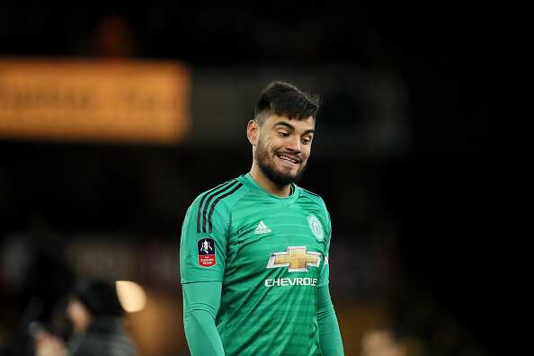 Sergio Romero emerges top transfer target for Chelsea as Arrizabalaga's replacement this summer