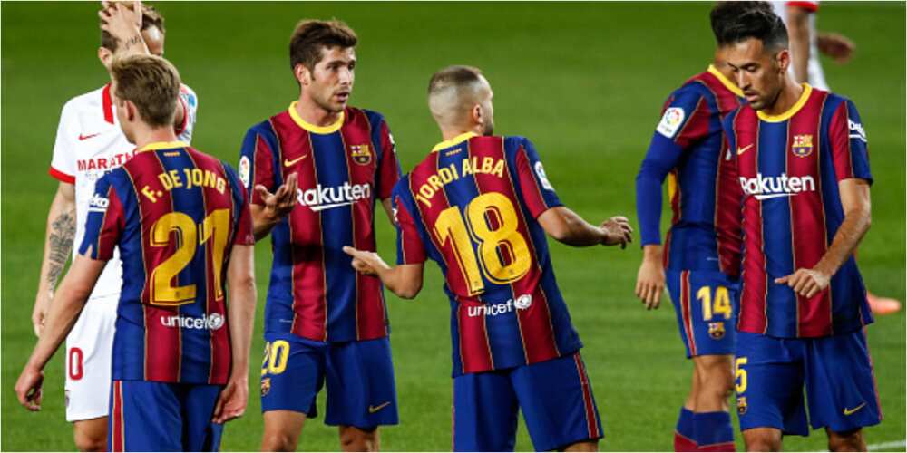 3 Barcelona star offer to receive pay cut to help club cushion financial problems
