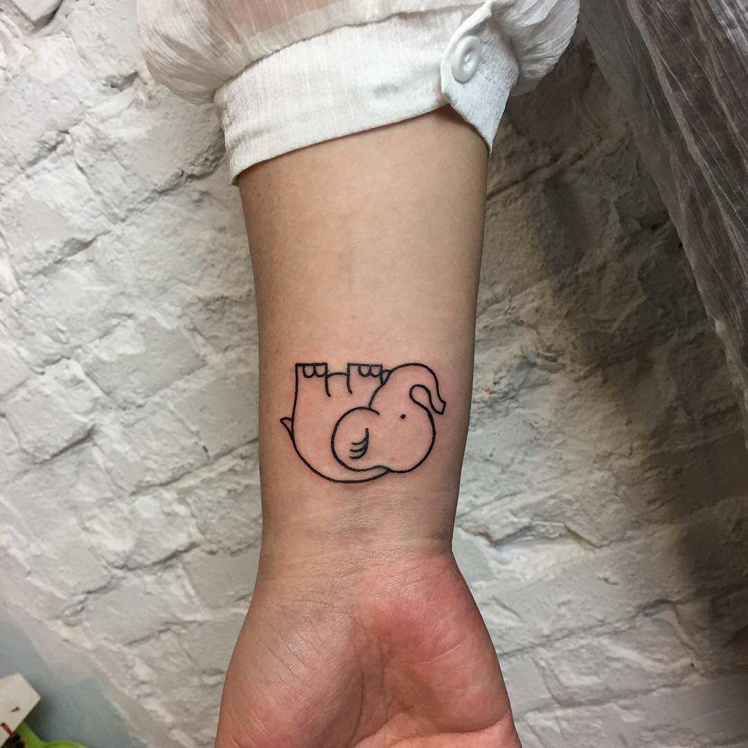 Cute Elephant Outline Hand Temporary Tattoo Sticker (Set of 6) - OhMyTat |  Simple elephant tattoo, Elephant tattoo small, Elephant tattoos
