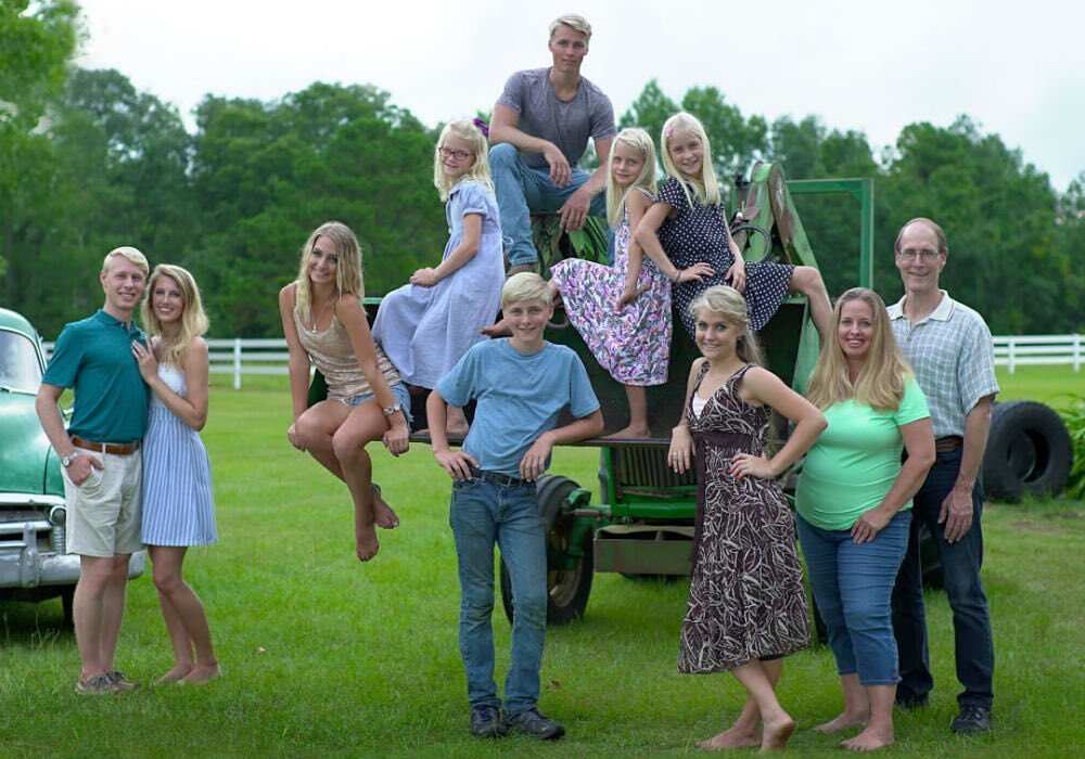 Welcome to Plathville family Welcome to Plathville family