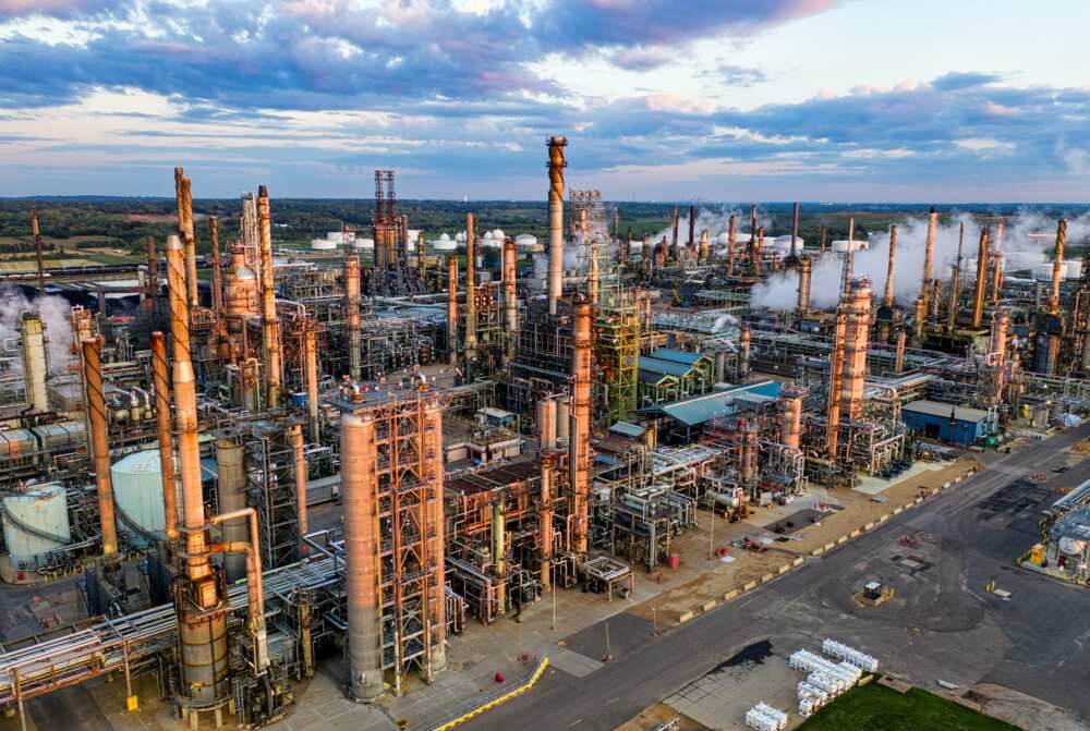 Oil-producing states in Nigeria Oil-producing states in Nigeria