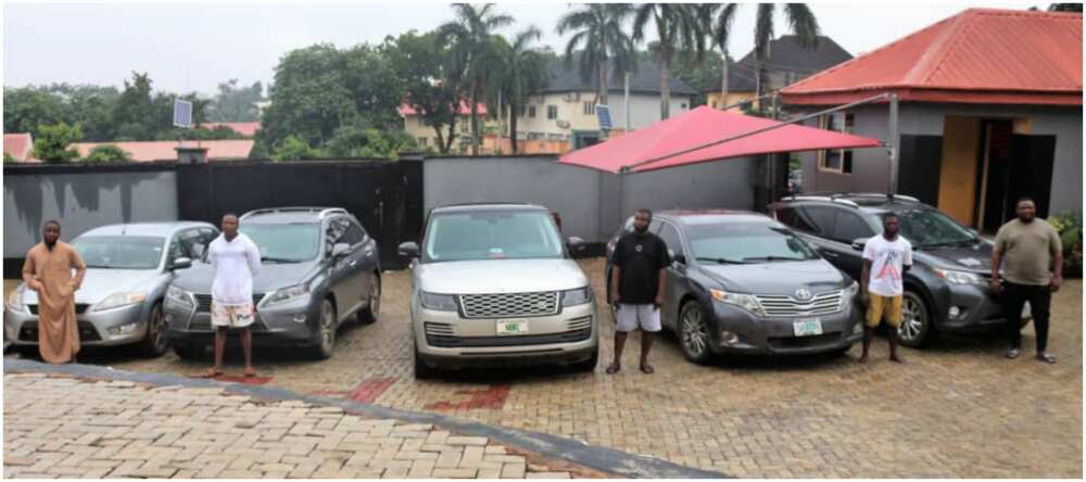 EFCC, Ibadan, De Rock Club located on Ring Road Ibadan, Sunday Adepoju, internet fraudsters