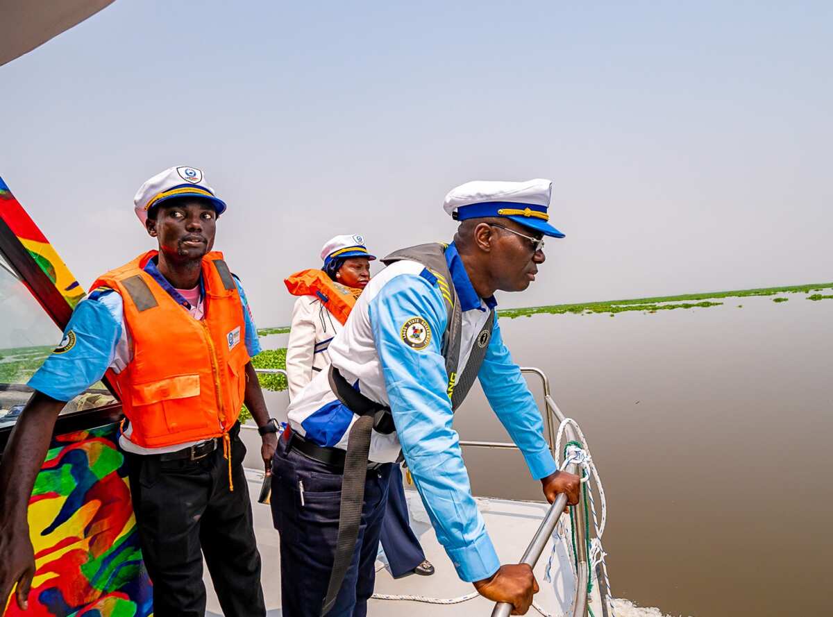 lagferry-sanwo-olu-unveils-commercial-water-transportation-with-speed