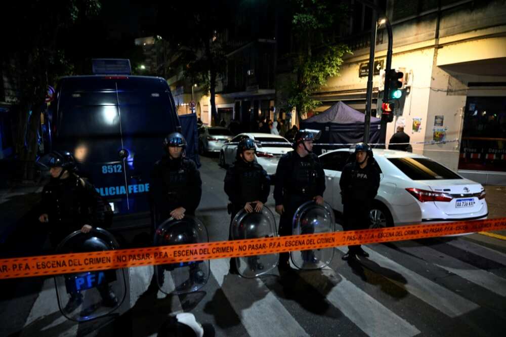 Police stand guard outside the residence of Vice President Cristina Kirchner in Buenos Aires on September 1, 2022
