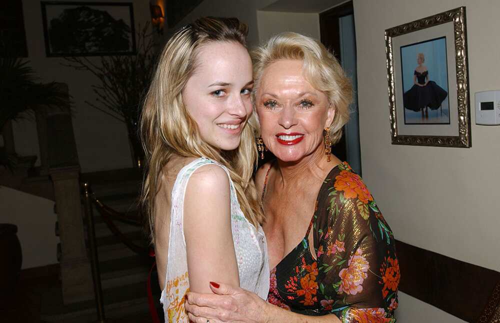 dakota johnson et tippi hedren dakota johnson et tippi hedren