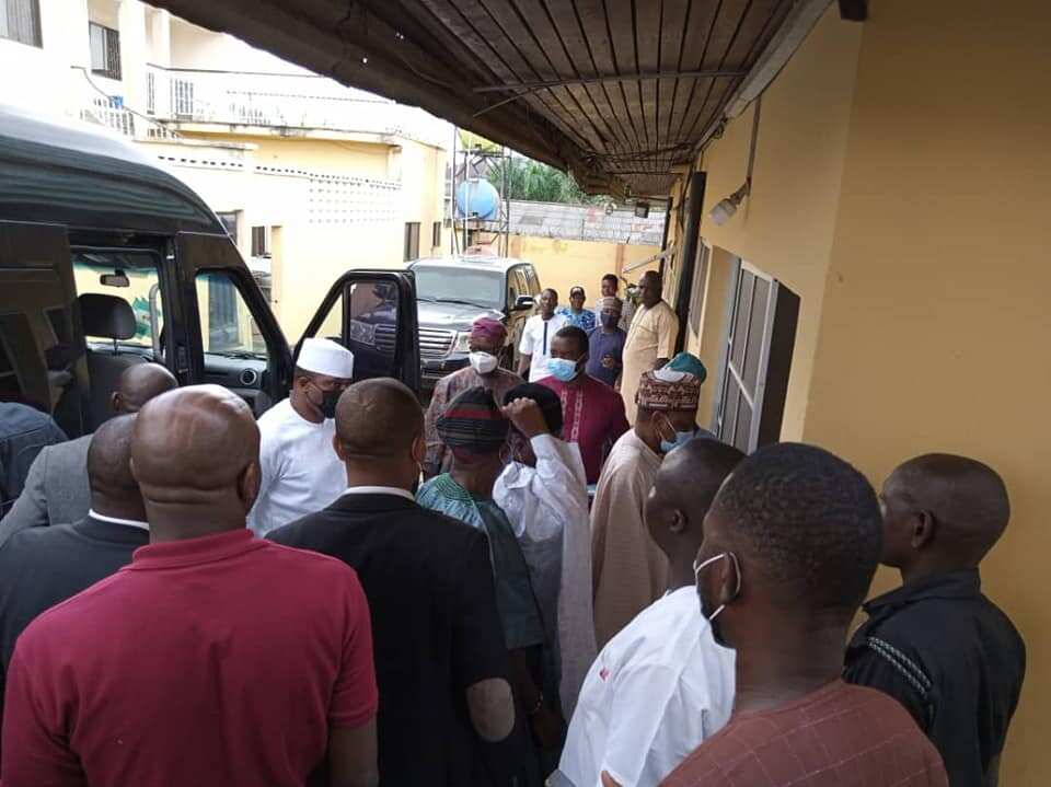 Buni, other APC Chieftains Meet Ladoja in Ibadan