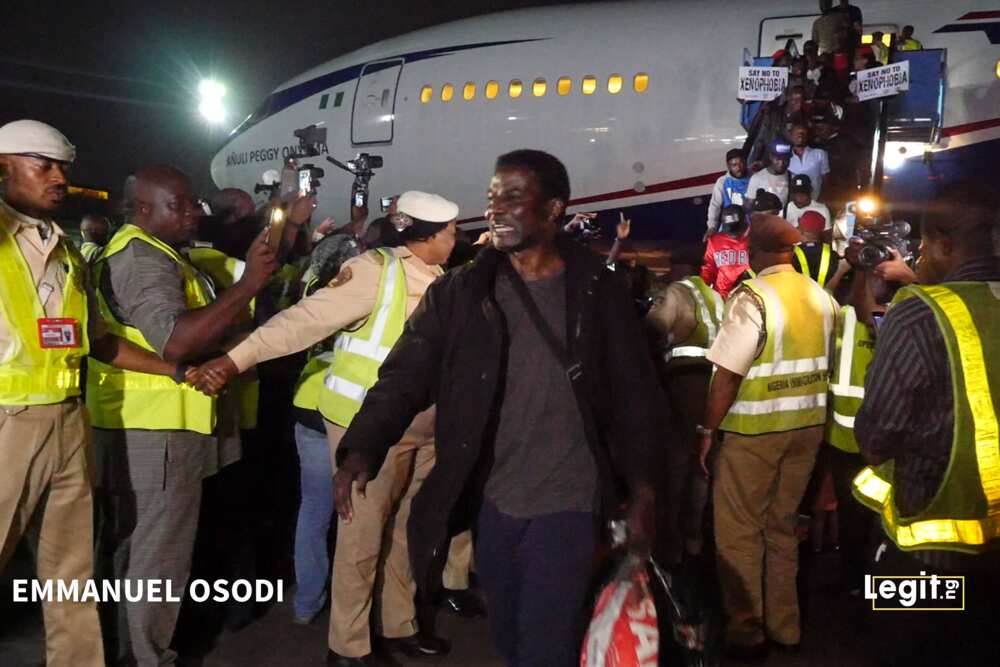 Xenophobia: Fleeing Nigerians arrive Lagos from South Africa