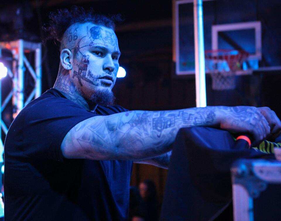 Stitches Rapper Age Height Net Worth Wife Tattoos Death