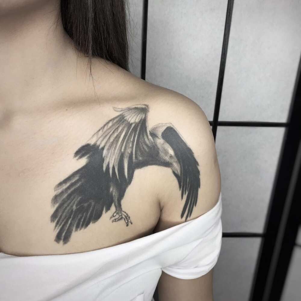 raven shoulder tattoo