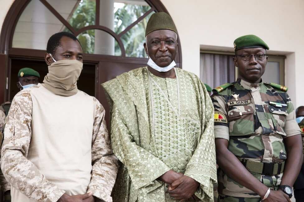 Da duminsa: Shugaban kasar Mali da Firai Ministansa sun yi murabus