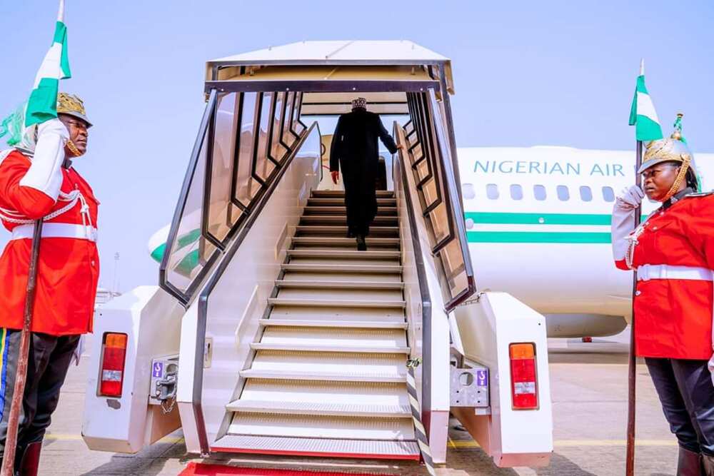 Yanzu-yanzu: Buhari ya shilla Habasha, zai kwashe kwanaki 5 (Hotuna) Yanzu-yanzu: Buhari ya shilla Habasha, zai kwashe kwanaki 5 (Hotuna)