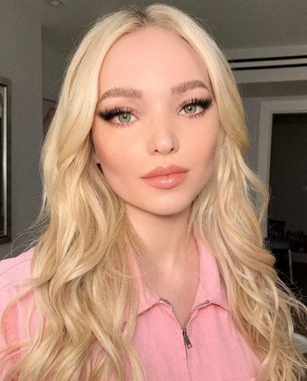 dove cameron twin sister name