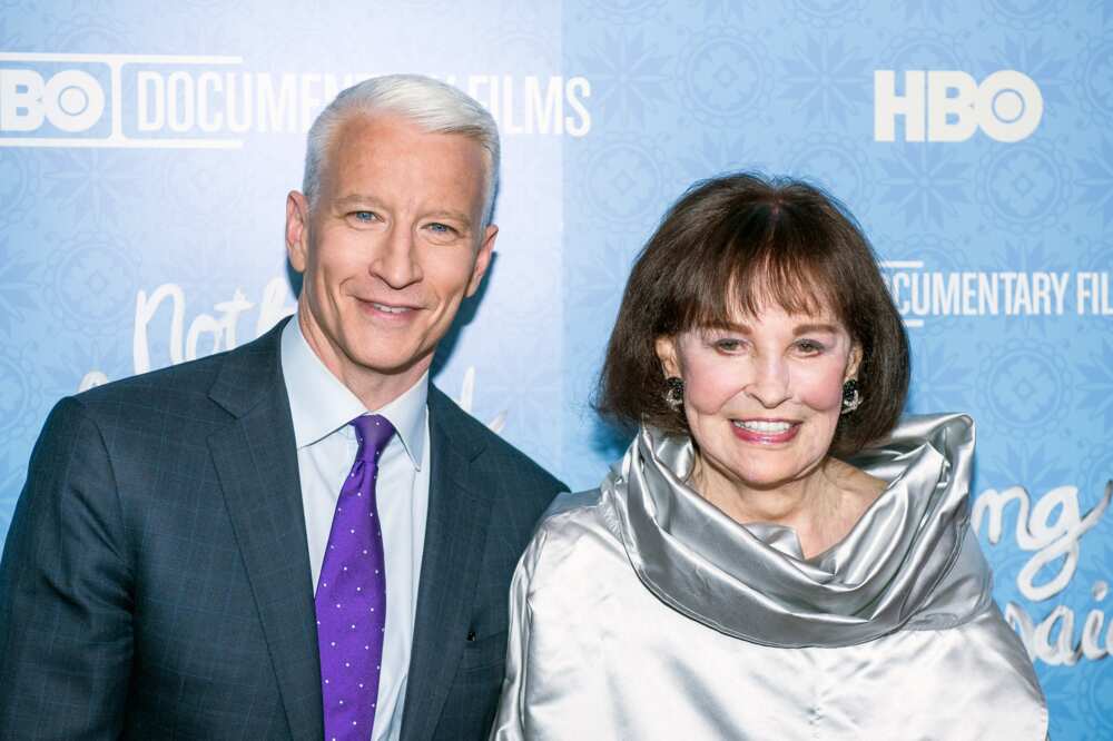 Gloria Vanderbilt's children Gloria Vanderbilt's children