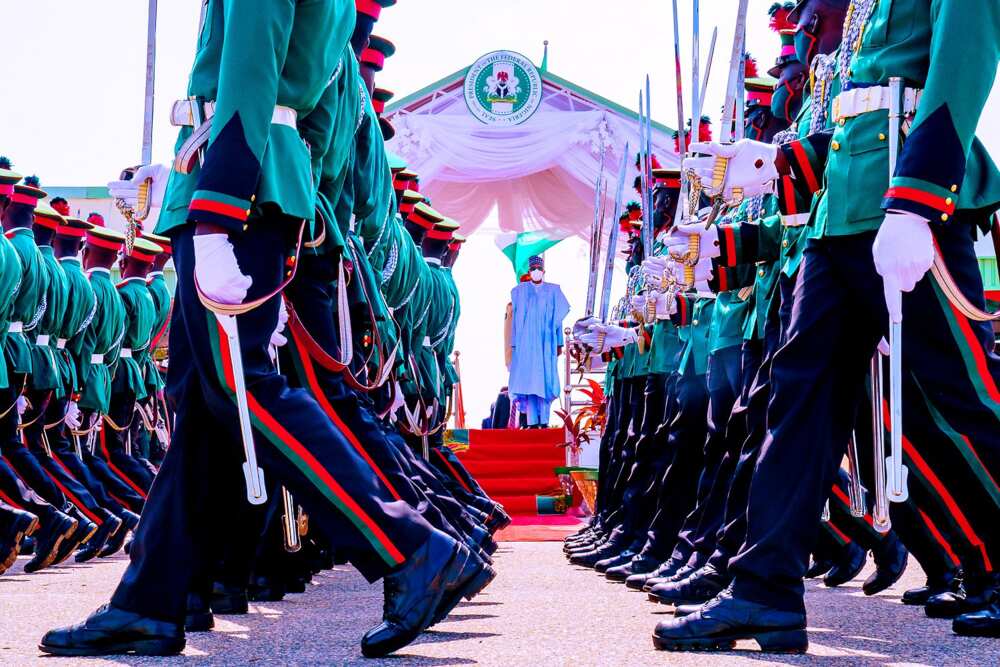 Shugaba Buhari ya halarci taron yayen sabbin Sojoji a NDA (Hotuna) Shugaba Buhari ya halarci taron yayen sabbin Sojoji a NDA (Hotuna)