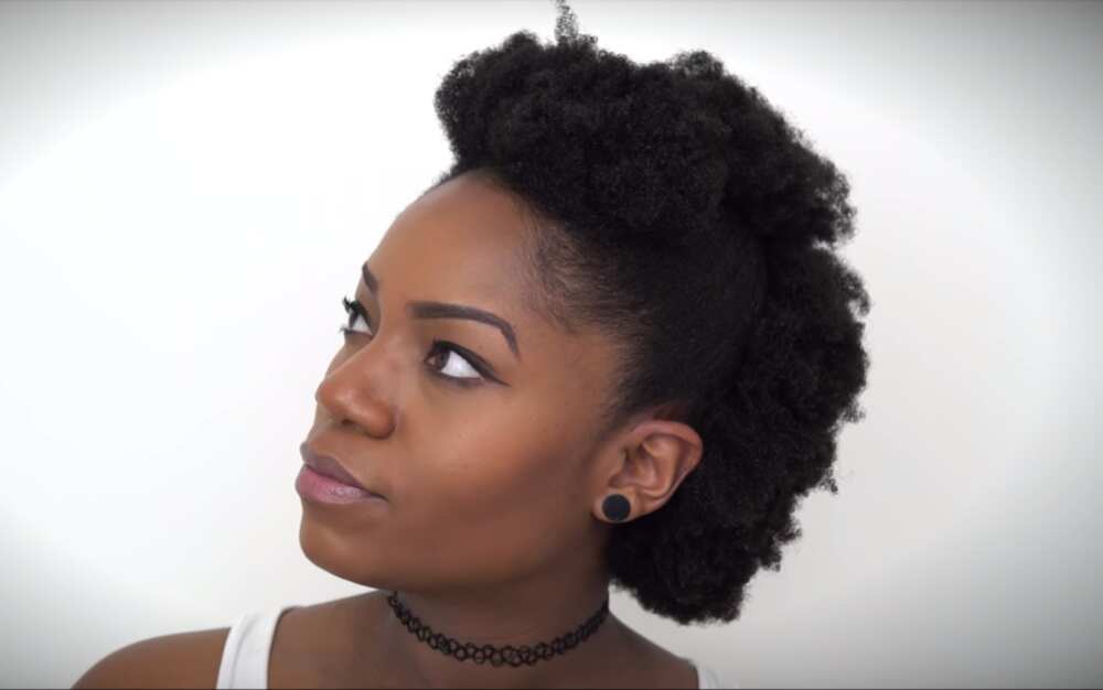 How to style short natural hair