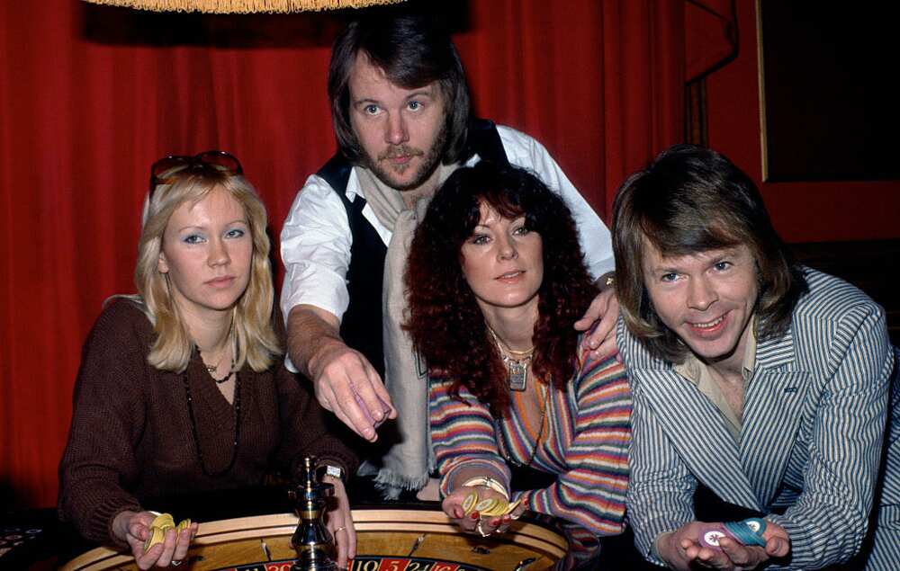 best-selling Swedish music artists best-selling Swedish music artists