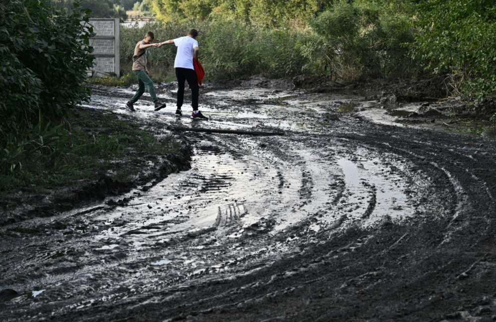 Russian forces targeted the Karachun dam with a salvo of missiles, damaging the hydraulic structures regulating the flow of the Inhulets river Russian forces targeted the Karachun dam with a salvo of missiles, damaging the hydraulic structures regulating the flow of the Inhulets river
