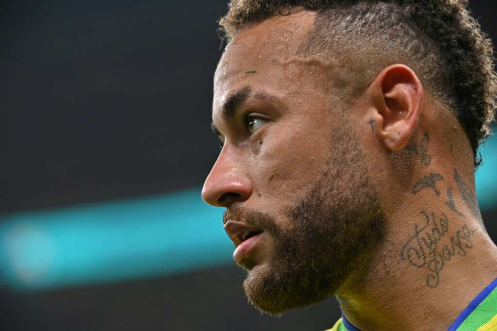 Neymar Jr.: Brazilian soccer star faces criticism for Bolsonaro