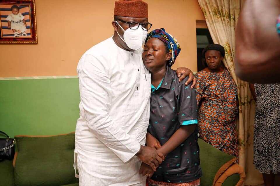 Fayemi pays condolence visit to wife of air force officer who died in Abuja plane crash