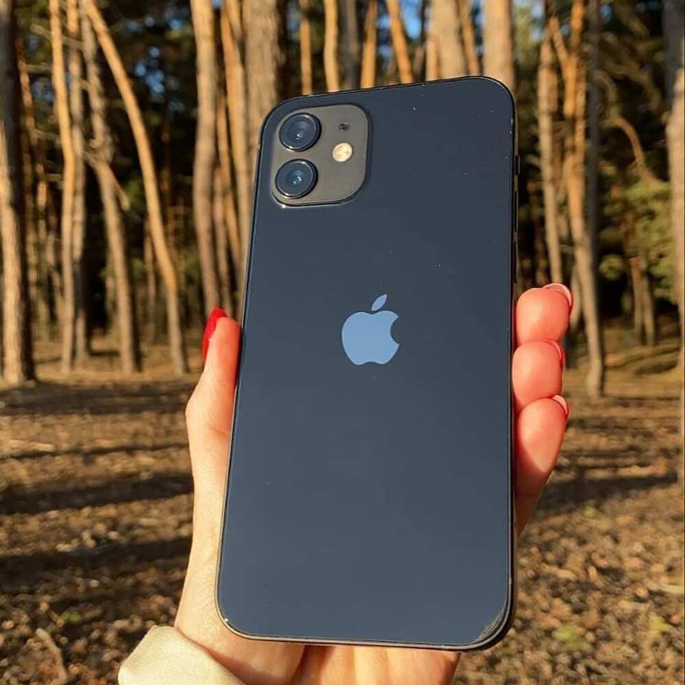 How much does iPhone SE cost in Nigeria? How much does iPhone SE cost in Nigeria?