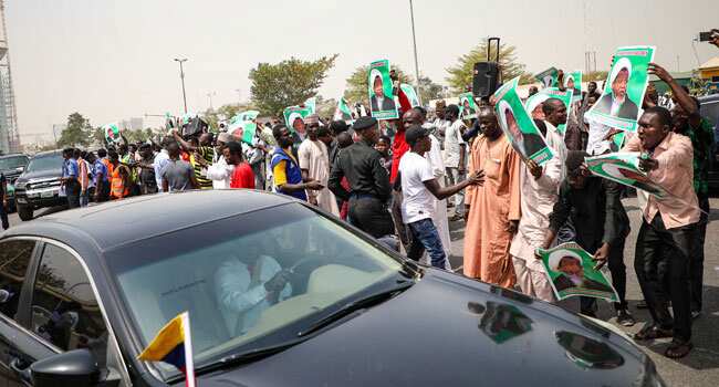 Mutum ɗaya ya rasa ransa, Ya yin da Rundunar yan sanda suka fatattaki gungun yan shi'a a Abuja Mutum ɗaya ya rasa ransa, Ya yin da Rundunar yan sanda suka fatattaki gungun yan shi'a a Abuja