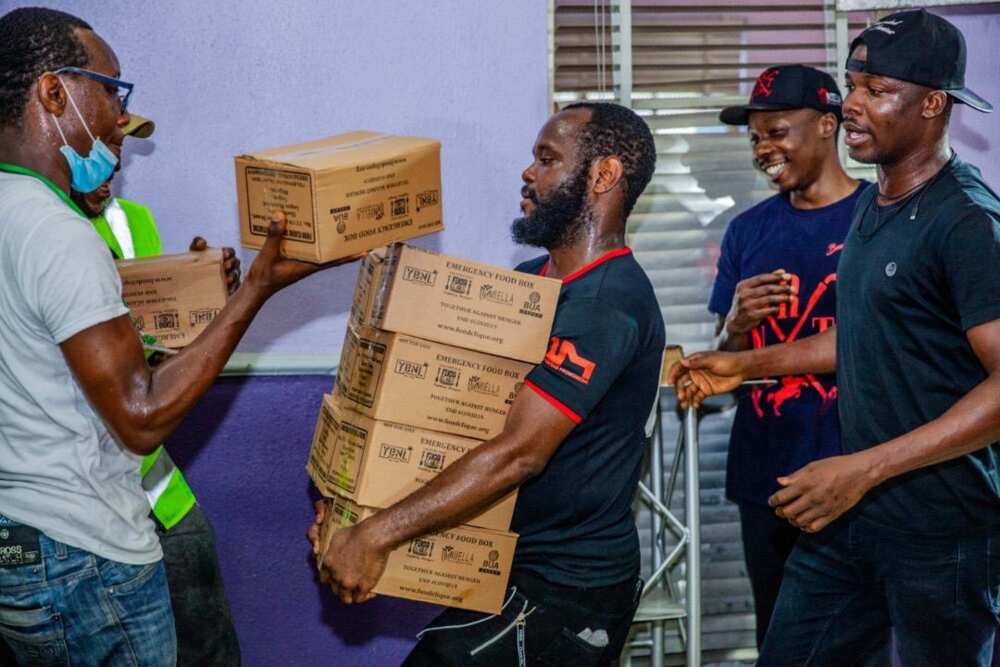 Coronavirus: Tinubu's son joins giveaway, gives free food to 1,000 Lagosians