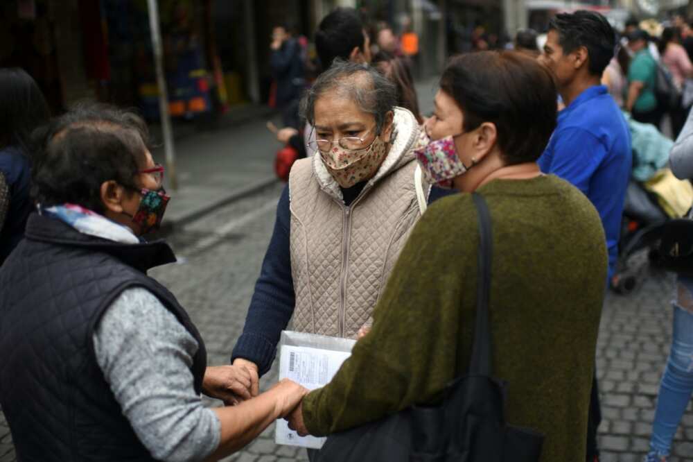 Mexico City's early warning earthquake alarms rang out less than an hour after the capital held emergency drills to mark deadly tremors in 1985 and 2017 Mexico City's early warning earthquake alarms rang out less than an hour after the capital held emergency drills to mark deadly tremors in 1985 and 2017