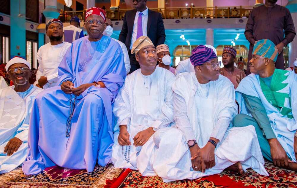 Tinubu Praying on Chair/Eid-el-Kabir/APC Presidential Candidate