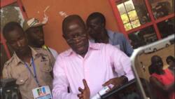 LIVE UPDATES: APC chairman Adams Oshiomhole speaks after casting his vote as Nigerians troop out to elect new president