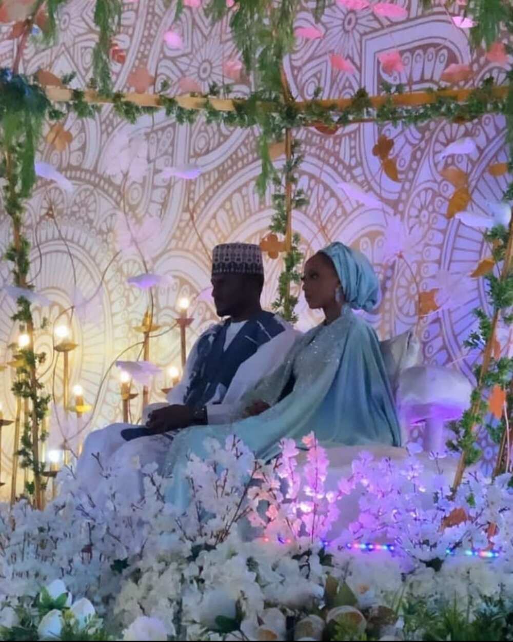 Bidiyon yadda aka rabawa mabukata kayan garan matar Yusuf Buhari, Zahra Bayero Bidiyon yadda aka rabawa mabukata kayan garan matar Yusuf Buhari, Zahra Bayero