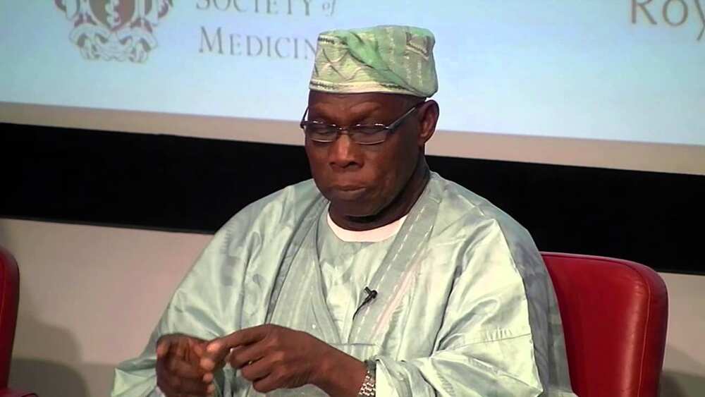 Nigerians hail Obasanjo after APC called his government short-sighted