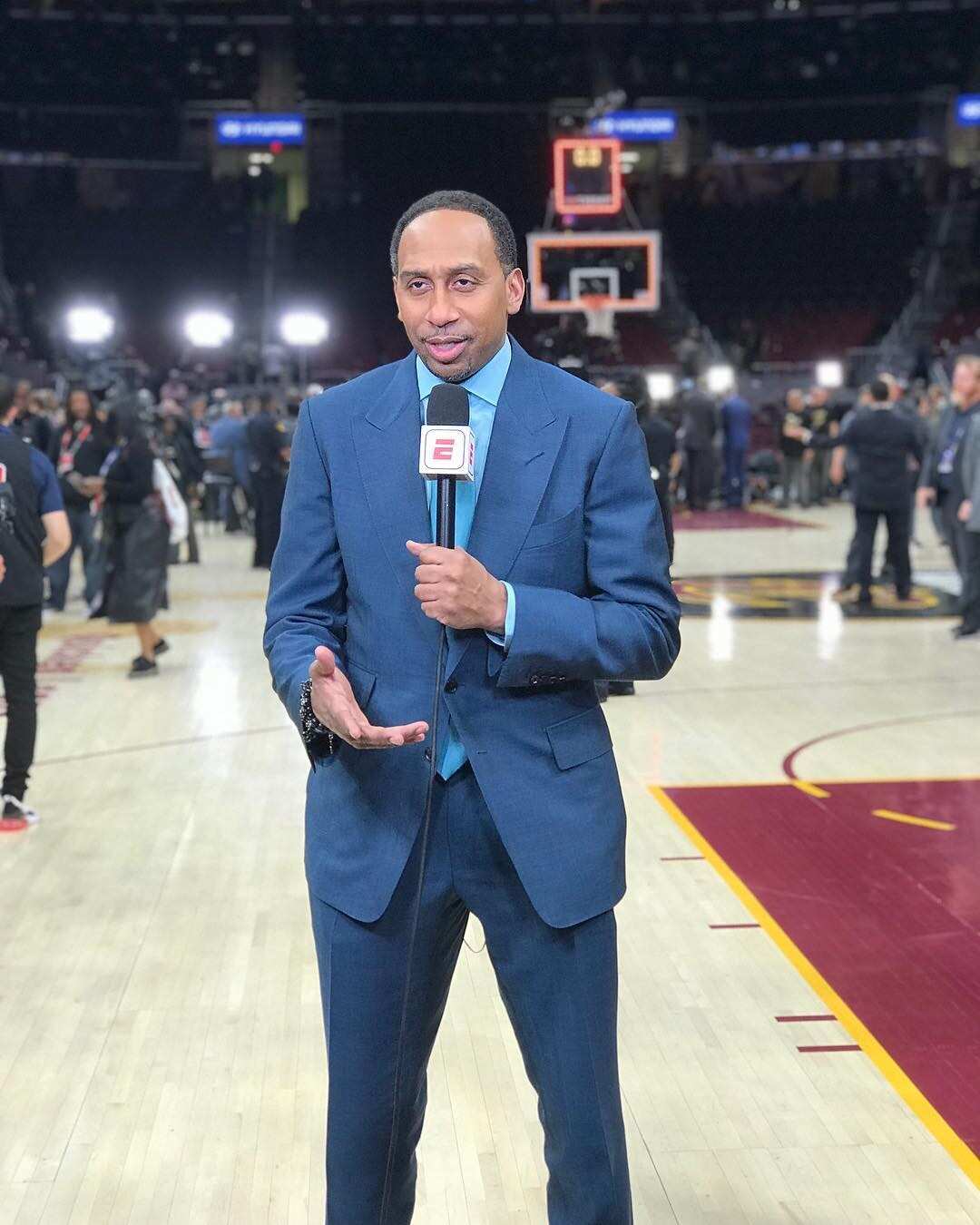 Stephen A Smith bio age height net worth salary is he married