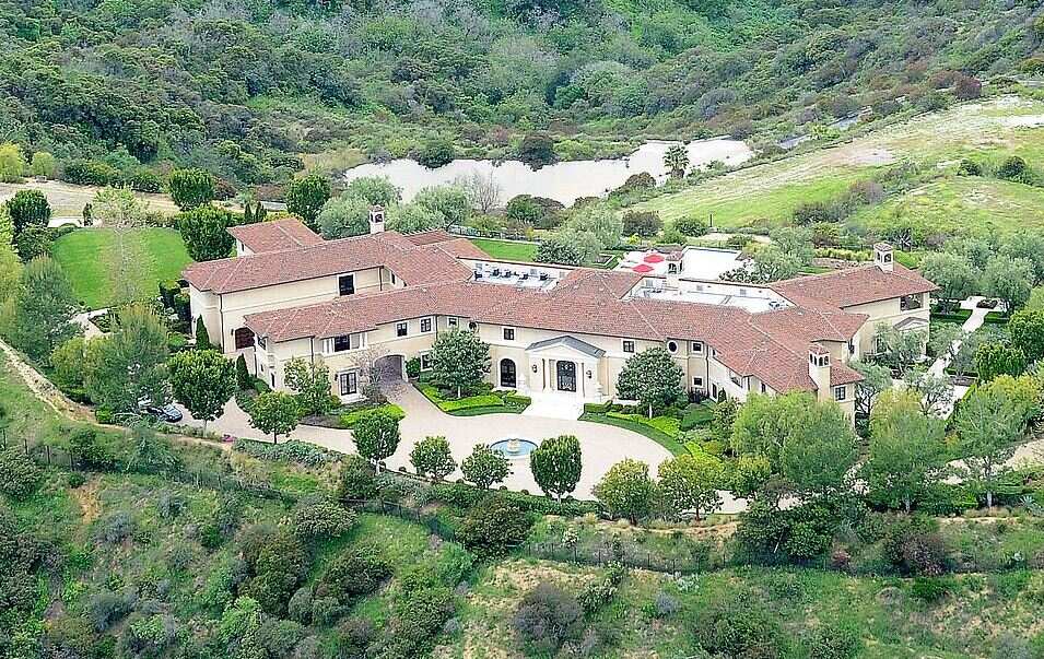 Prince Harry and Meghan Markle reportedly staying at Tyler Perry’s N7 billion mansion in LA (photos)