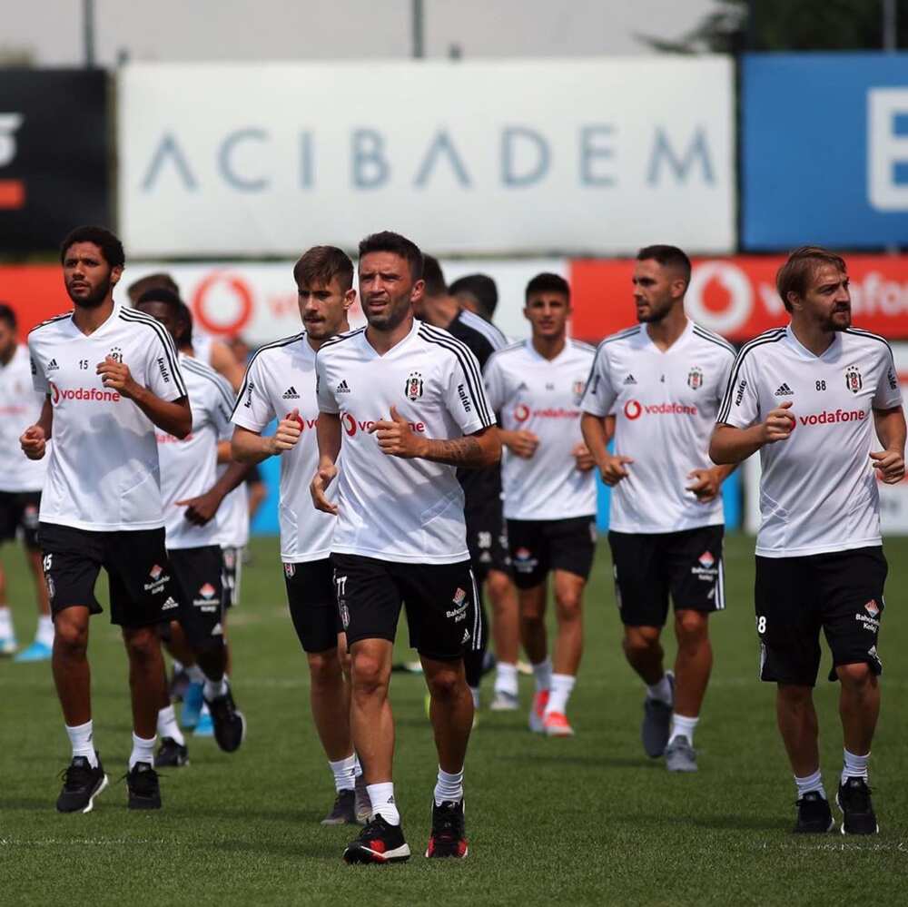 Slovan Bratislava vs Besiktas Slovan Bratislava vs Besiktas