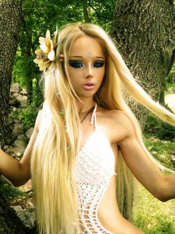 valeria lukyanova barbie