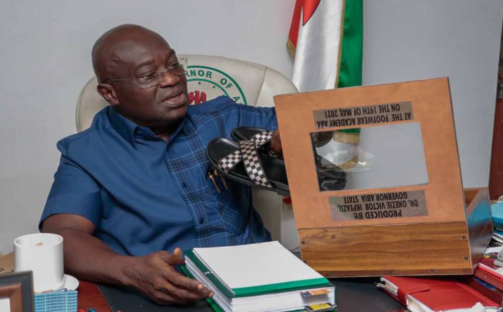 Gwamnan Abia, Okezie Ikpeazu