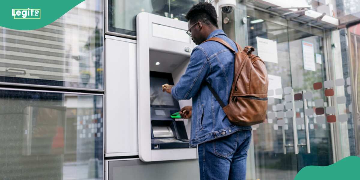 Nigerians shuns banks, patronises other operators as currency in circulation increases