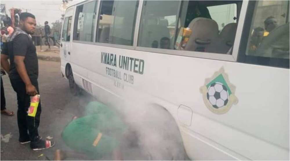 Panic as another Nigerian football team bus guts fire along Onitsha-Asaba expressway